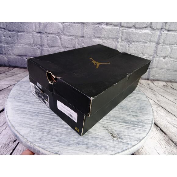 Air Jordan 1 Low SE GS White/Game Royal-White Youth 7Y Women 8.5 VNDS Excellent - Picture 16 of 16